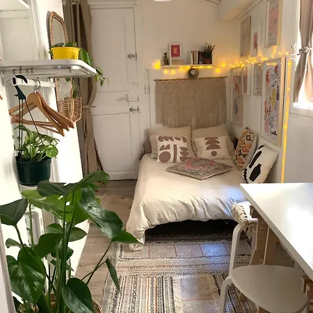 Apartment In Historical Monument In Center